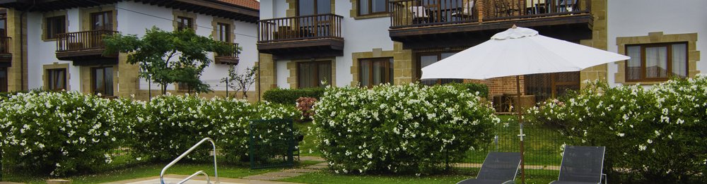 CANTABRIA: Amazing apartments with swimmingpool only 5 min. walk from the city
