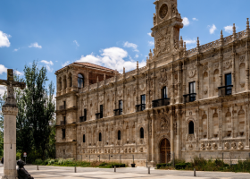 Enchanting 12-Day Tour of Northern Spain's Gems at Historic Parador Hotels